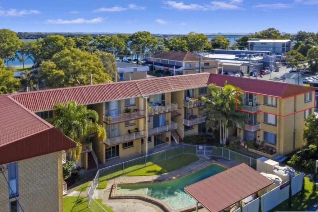 Bribie Island Unit With Pool - Amazing Beaches & Lifestyle! Bongaree Bagian luar foto